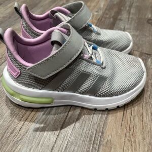 Adidas toddler Racer Tr23 Hook & Loop Sneaker